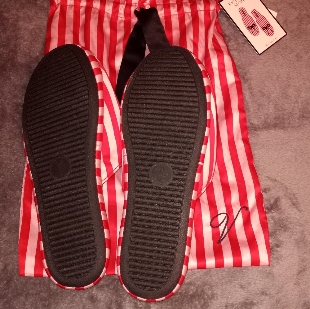 NWT Size 7/8 Victoria's Secret Iconic Red & Pink Strips W/ Sparkly Bow Slippers - Picture 13 of 16